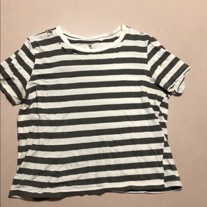 Gray stripe short sleeve shirt